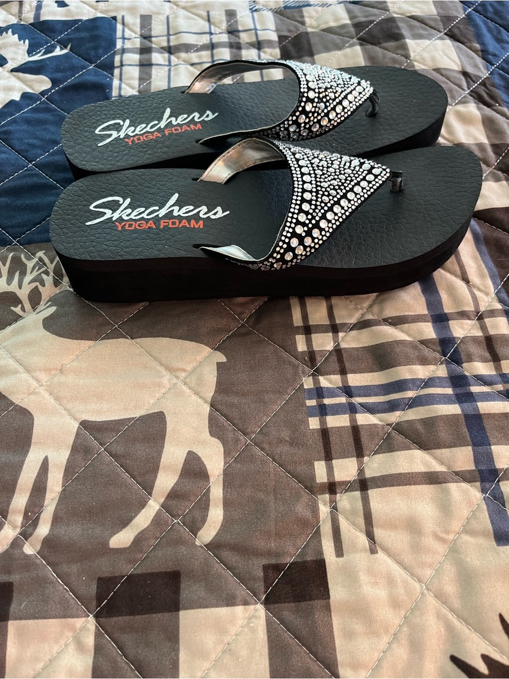 NWOT SKECHERS BLING SIZE 8 - Picture 2 of 6